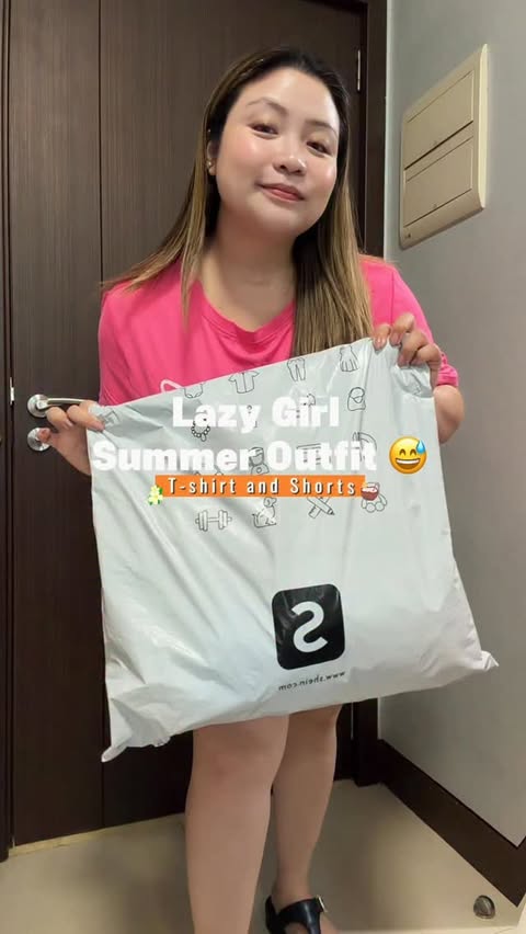 Instagram post by an influencer for SHEIN. Caption reads: [...] 🤍 And yes… I got these from SHEIN 👀✨ 🔍....