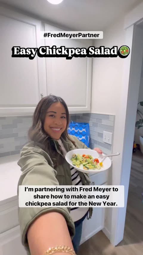 Instagram post by @emmasedition for Fred Meyer. Caption reads: [...] salad for the New Year and save at....