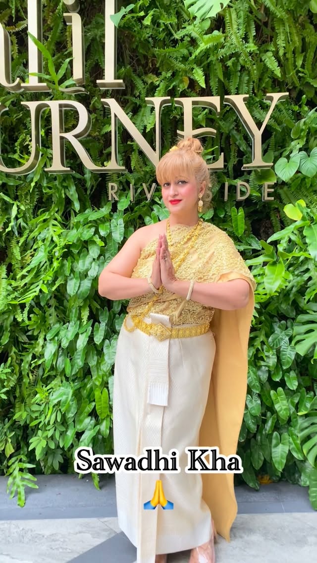 Instagram post by @thetravellingchefofficial for Condé Nast Traveller. Caption reads: Bangkok’s only 5⭐️ stay that lets you be part of....