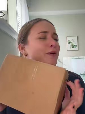 TikTok post by @carolineccarr for Elm Biosciences. Caption reads: Let’s open some goodies from @Elm Biosciences....
