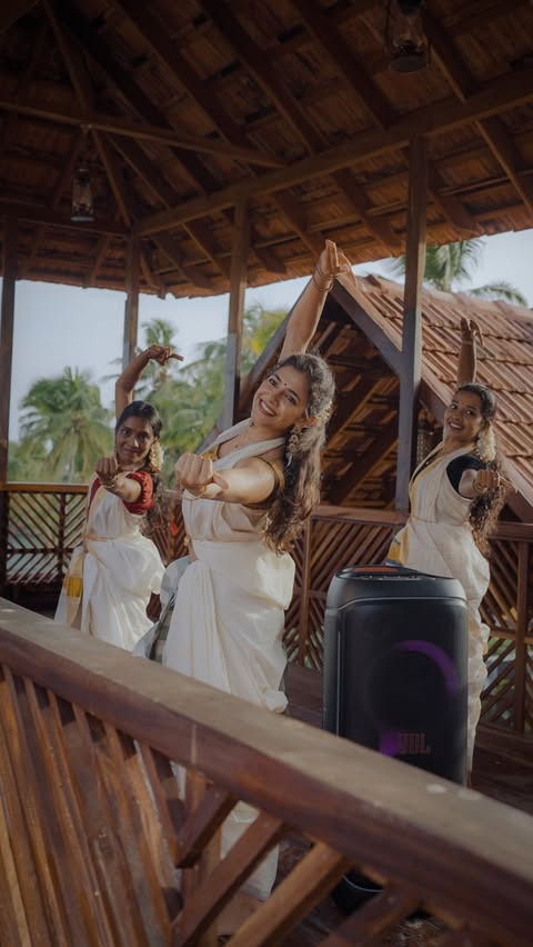 Instagram post by @sarangi.shyam for JBL. Caption reads: [...] and share it. Don’t forget to tag me and....
