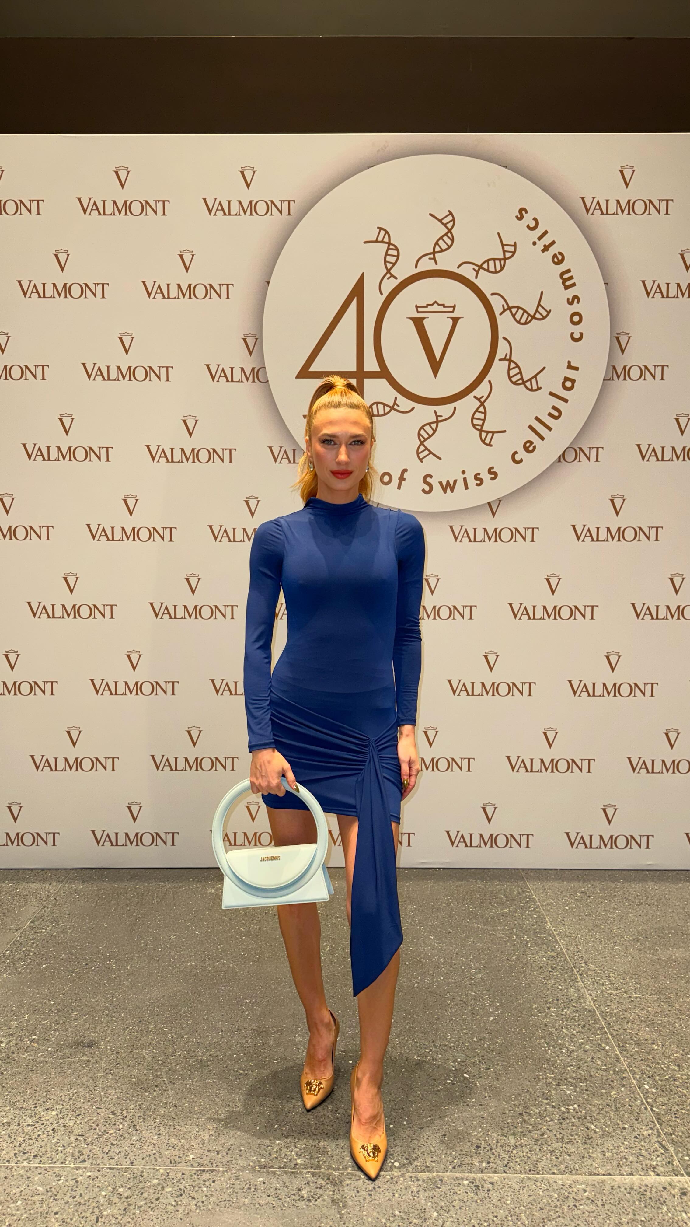 Instagram post by @imgoshka for Beymen. Caption reads: Bu look sizce kaç puan? 1–10 arası yazın. 

GRWM....