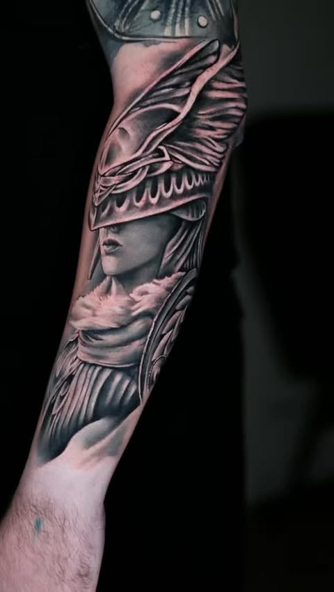 Instagram post by @ertugrul.ylmaaz for EMALLA Official. Caption reads: Sponsored 
@emalla.official 
@emalla_alia....