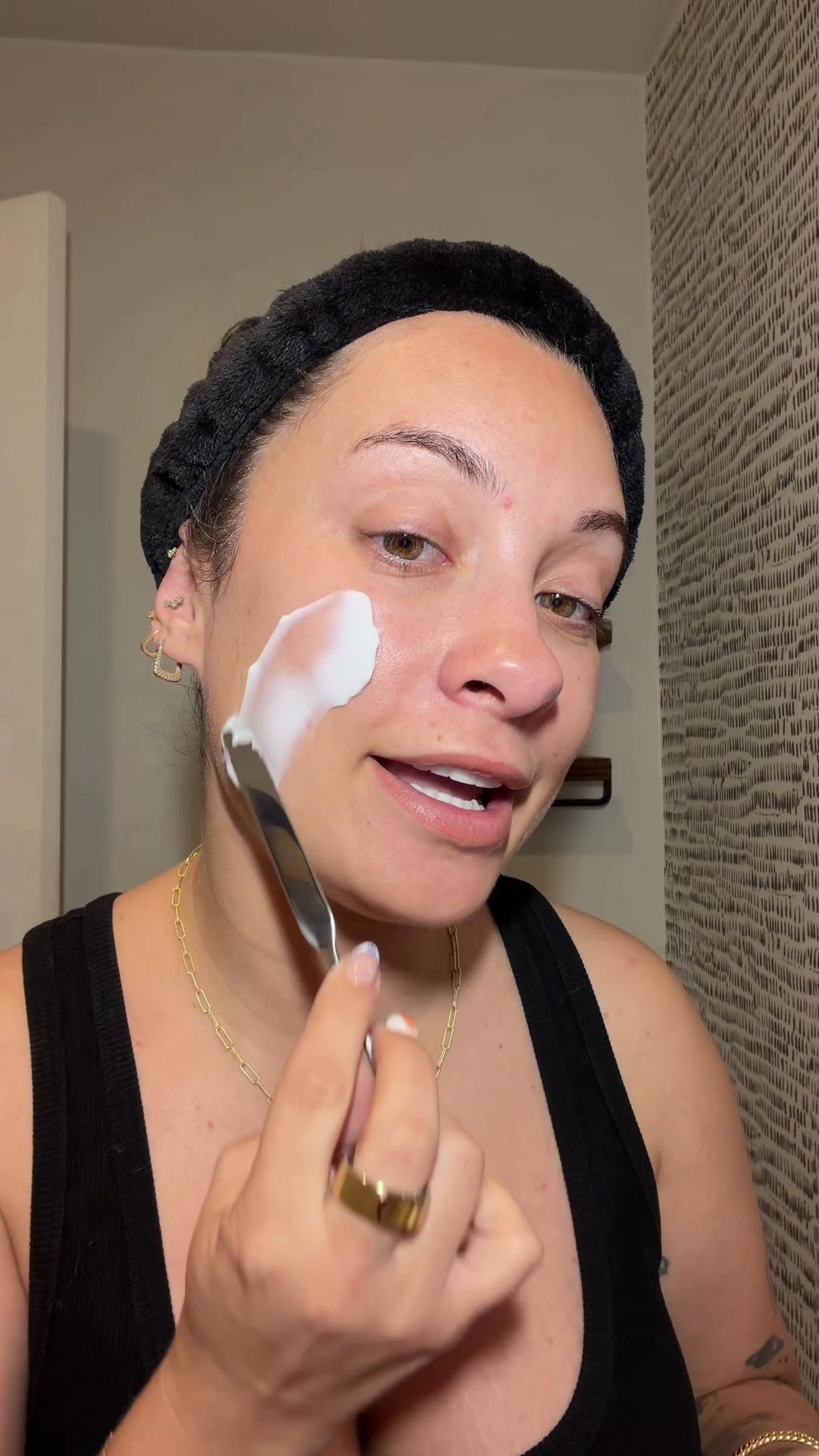 TikTok post by @nicolconcilio for Bloomkare. Caption reads: This Ginger6 overnight cream @Bloomkare has....