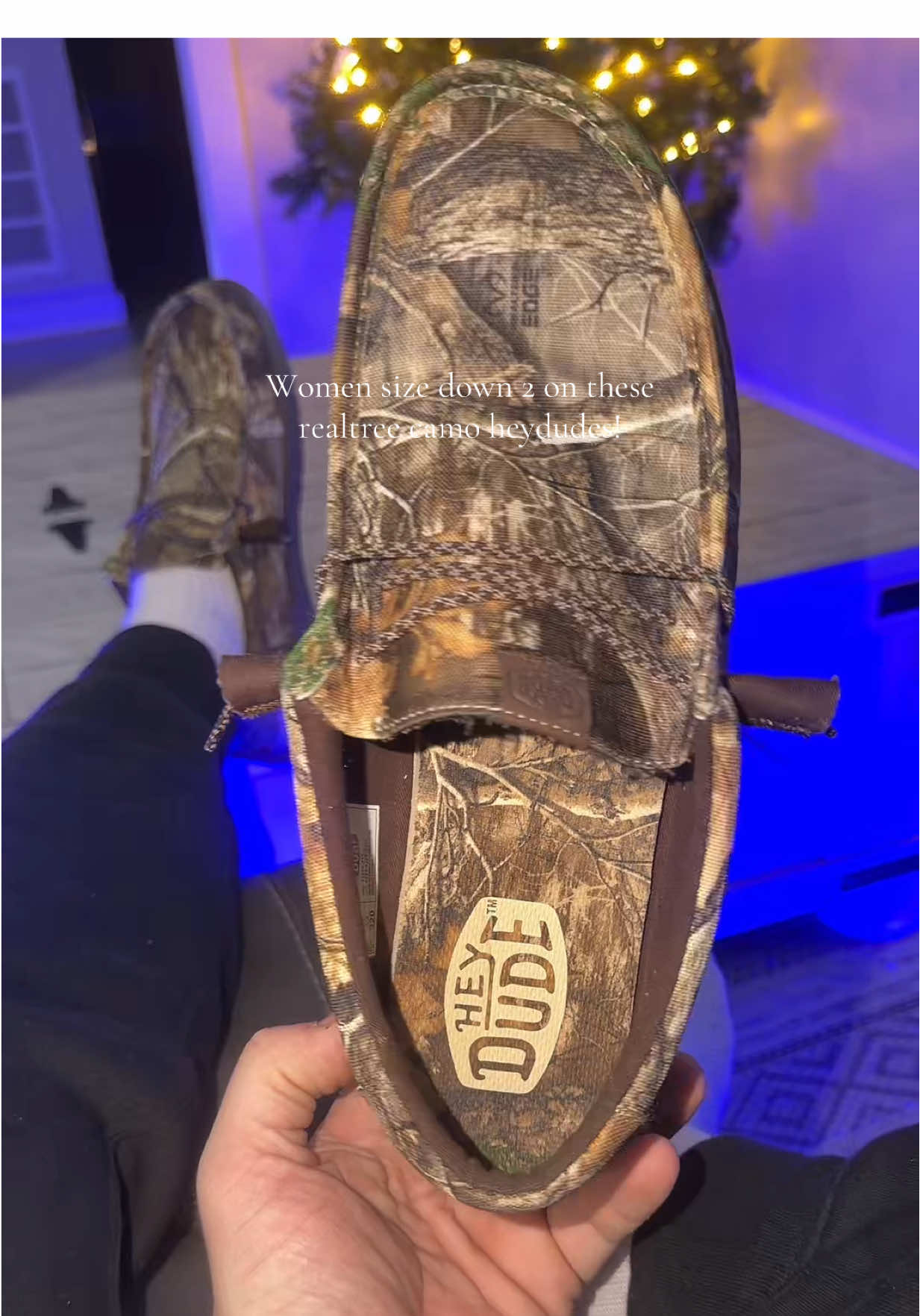 TikTok post by @la_2.01 for HEYDUDE shoes. Caption reads: Realtree camo heydude @HeyDude .