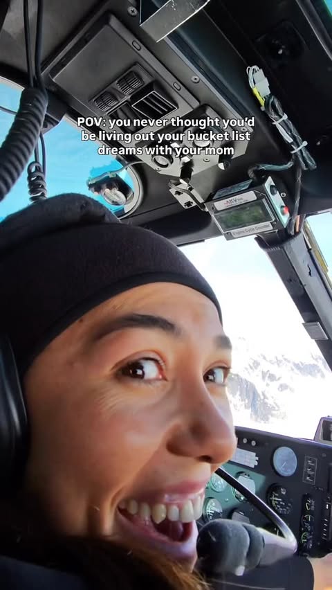 Instagram post by @daniellevizcarra22 for Norwegian Cruise Line. Caption reads: [...] core memory with my Mom💗🌊🚁....
