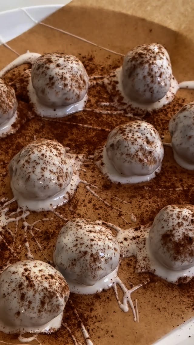 Instagram post by @paigemjohnston_ for Truvani. Caption reads: PROTEIN PUMPKIN COOKIE DOUGH BALLS 📌

I have OUT.....