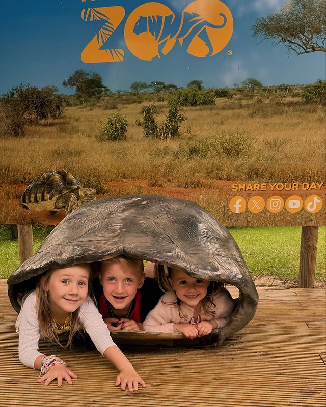 Instagram post by @nina_andfamily for Hertfordshire Zoo. Caption reads: [...] most epic day at our favourite zoo....