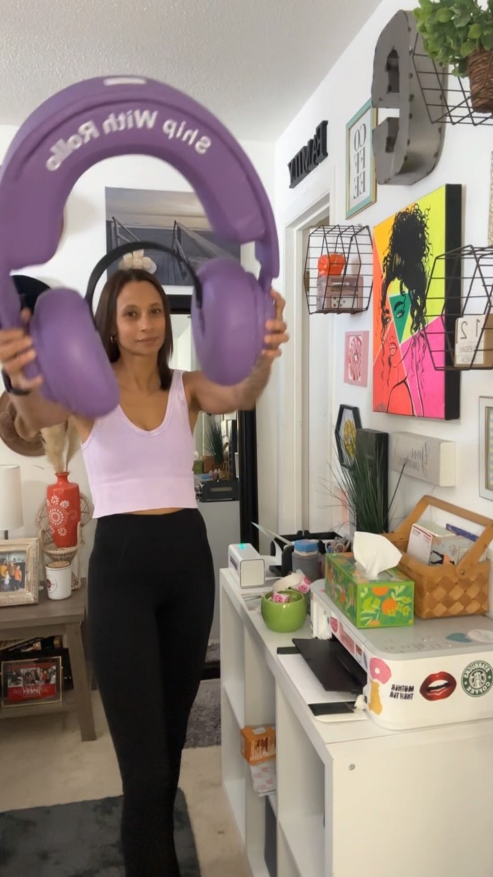 Instagram post by @carvers_closet_ for Rollo. Caption reads: “When you finally get a @Rollo and shipping....