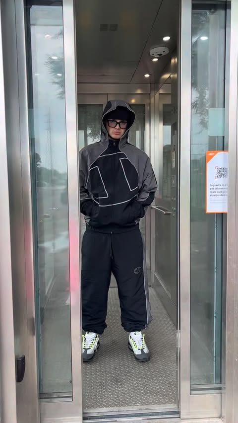 Instagram post by @95daci for Champion. Caption reads: Back to essentials with @championeurope....