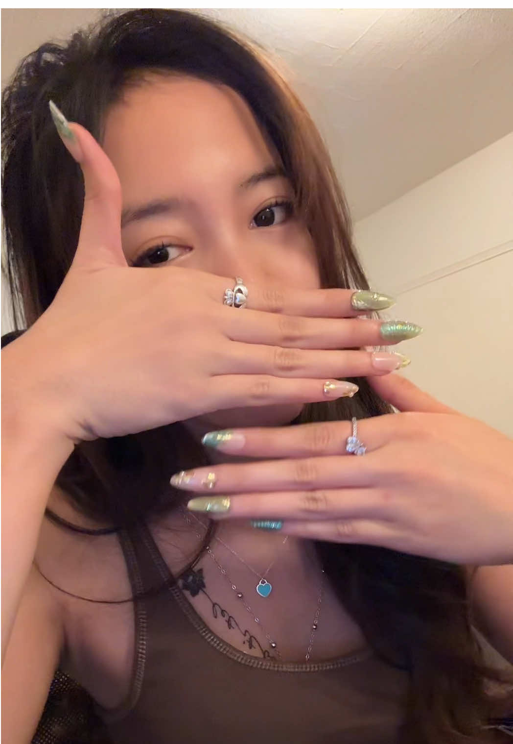 TikTok post by @laaadidae for Ersa Nails. Caption reads: soOo prettyy @Ersa Nails #ersanails #pressonnails....