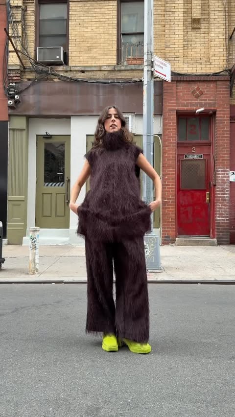 Instagram post by @vicmontanari for The Frankie Shop. Caption reads: grinch teddy bear @thefrankieshop ad.