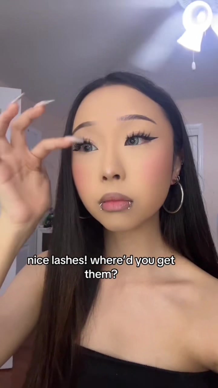 TikTok post by @hannahchaeparkk for Fowendia Lashes. Caption reads: 😭 @Fowendia Lashes in “California Sunset”  #fyp....