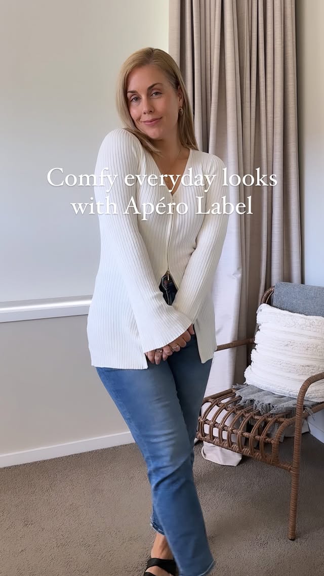 Instagram post by @stacys_got_style for Apéro Label. Caption reads: Comfy everyday looks with @aperolabel 🤍 Wearing:....