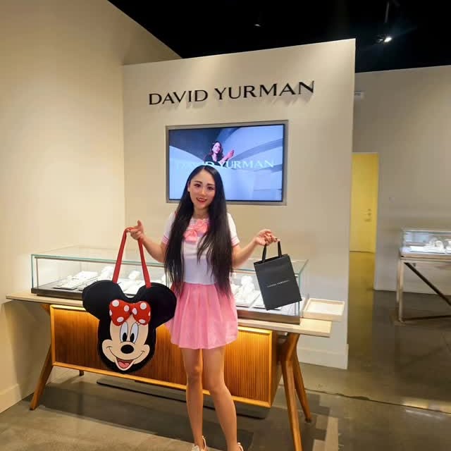 Instagram post by @josephjuliegish for David Yurman. Caption reads: The first time, I got some jew from @davidyurman....