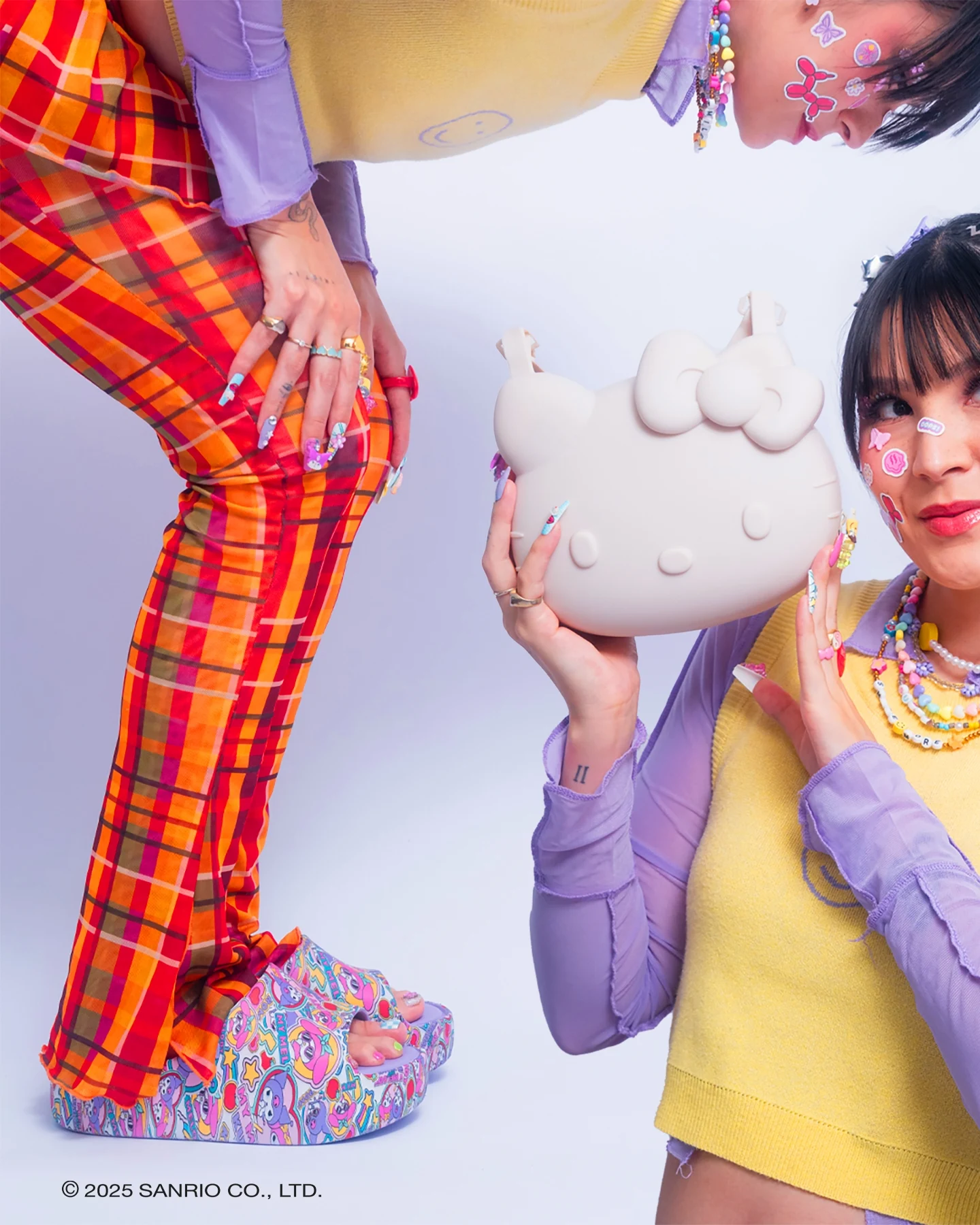 Instagram post by @sublinhando for Melissa. Caption reads: ѕʜᴇ’ѕ ѕᴏ ᴛʀᴇɴᴅʏ!!! 💿🎀

Melissa ✖ Hello Kitty and....