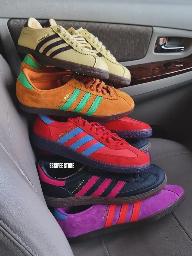 Instagram post by @essipee_store for size. Caption reads: ADIDAS ORIGINALS SIZE? EXCLUSIVE ANNIVERSARRY 2025....