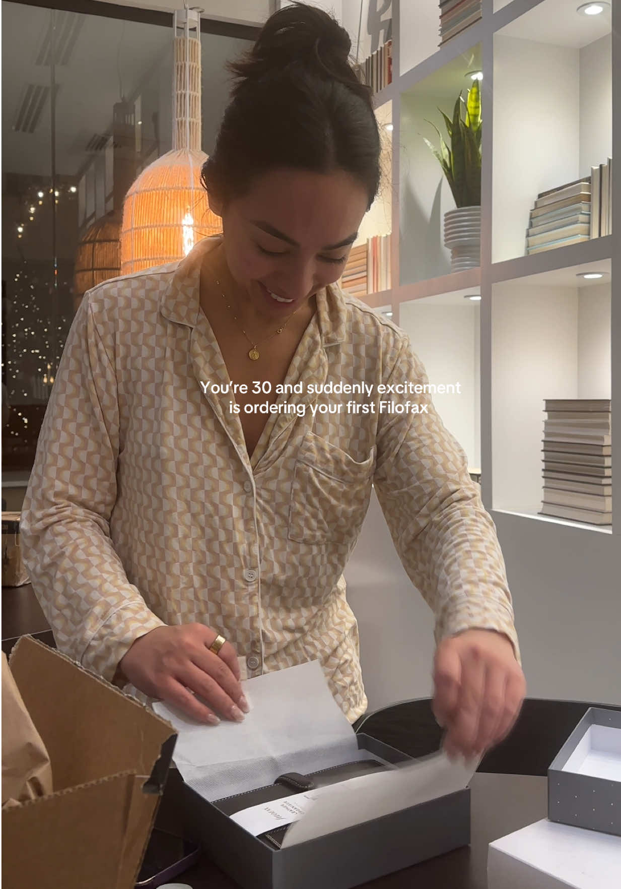 TikTok post by @tamaragabriellee for Filofax. Caption reads: [...] it’s me & her for life now 🤞🏼📕💌🖊️....