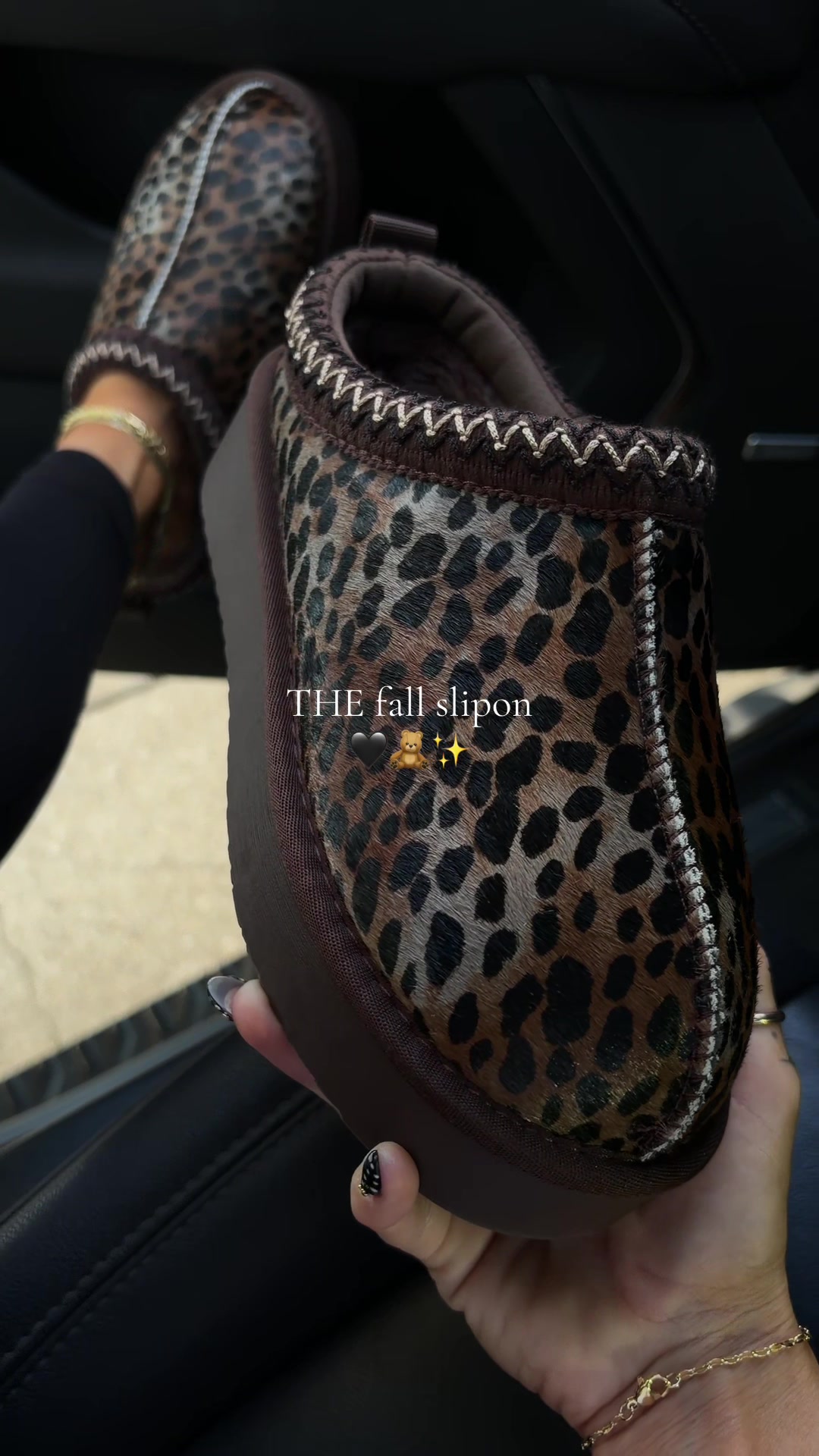TikTok post by @sophmademebuyit for Evellyhootd. Caption reads: [...] comfy with slip resistant bottoms....