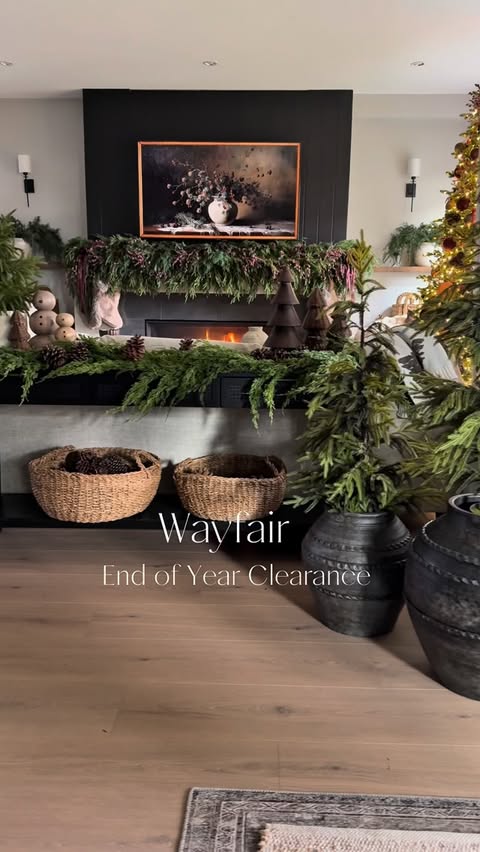 Instagram post by @donnadelaine_home for Wayfair. Caption reads: Wayfair’s End of Year Clearance is on now✨
Comment....