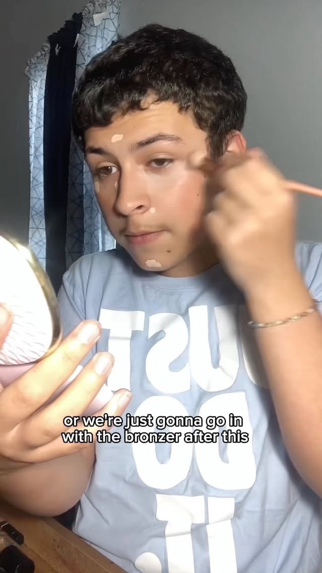 Instagram post by @juanlodijo_ for b.tan. Caption reads: [...] school, sorry im actually not late!😂😂....