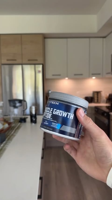 Instagram post by @jameslwhitee for The Vitamin Shoppe. Caption reads: No better way to support my muscle-building goals....