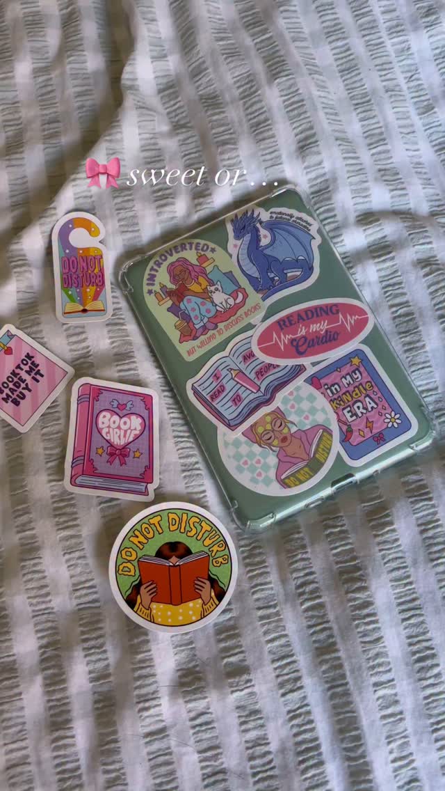 Instagram post by @kaitlyns_library for Strapsicle. Caption reads: [...] these sweet and spicy stickers from....