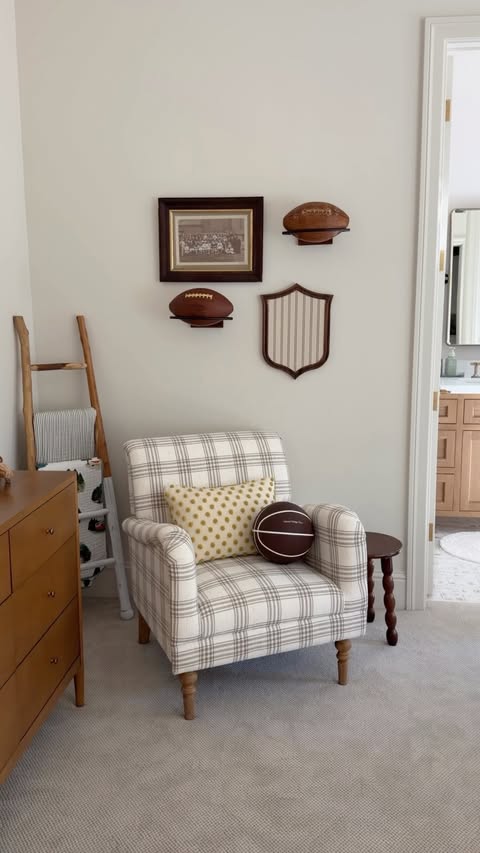 Instagram post by @aurelie.erikson for Wayfair. Caption reads: [...] finds, and one perfect chair from @Wayfair....