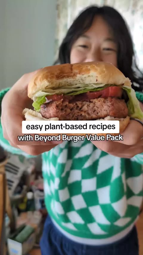 Instagram post by @imperfectidealist for Beyond Meat. Caption reads: [...] simple, and delicious. With the @beyondmeat....