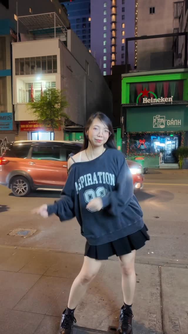 Instagram post by @kitzcua_ for Riot Games. Caption reads: Thank you so much @riotgames and @wildriftphl for....