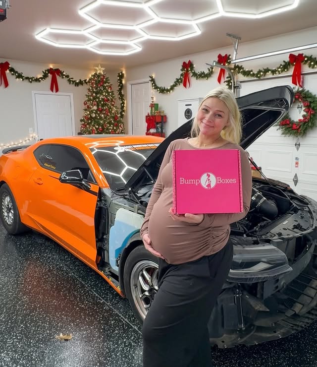 Instagram post by @britneyautomotive for Bump Boxes. Caption reads: [...] about the best pregnancy gift box???....