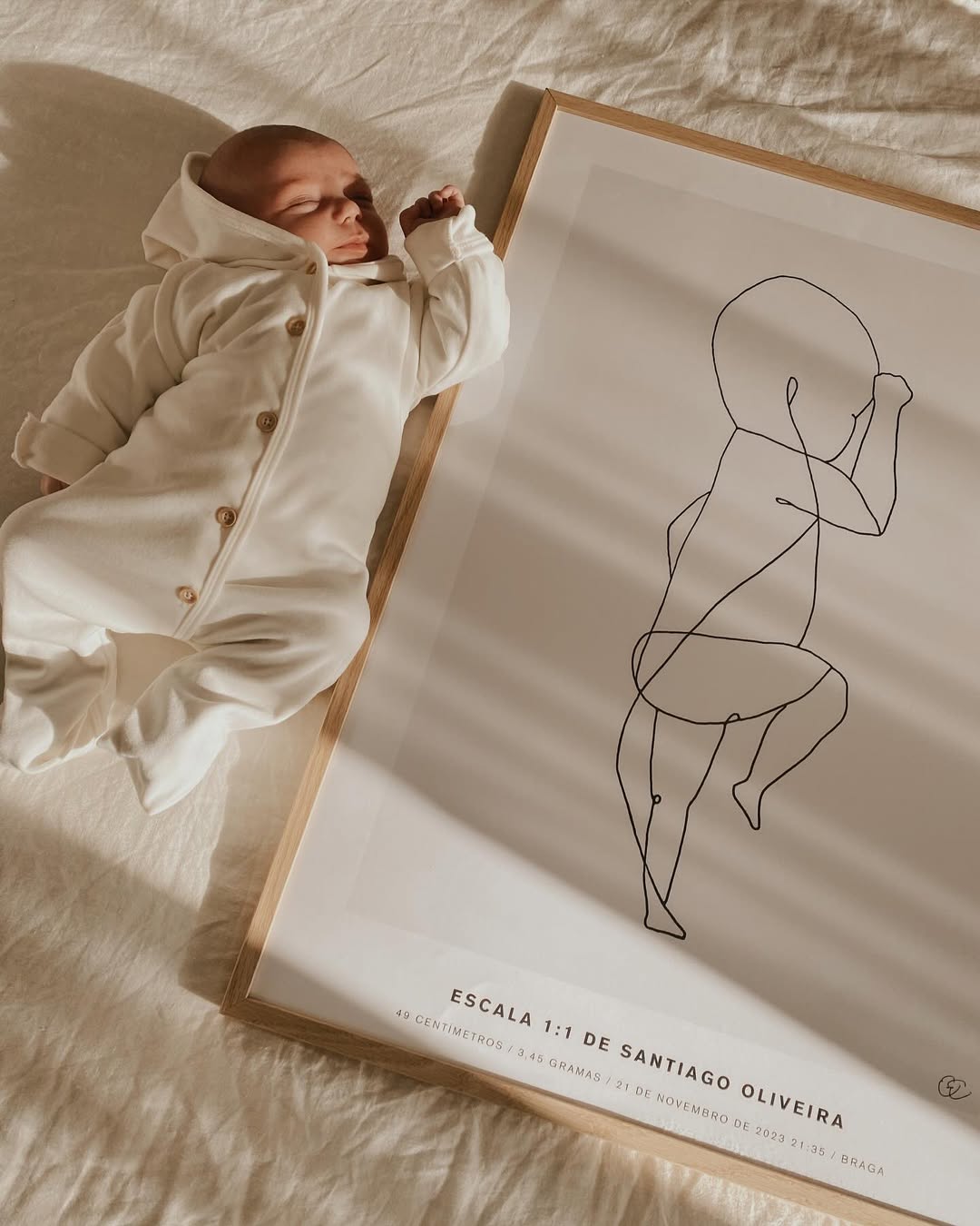 Instagram post by @catyandmomlife for The Birth Poster. Caption reads: E este palmo de gente que já cresceu 7cm desde que....