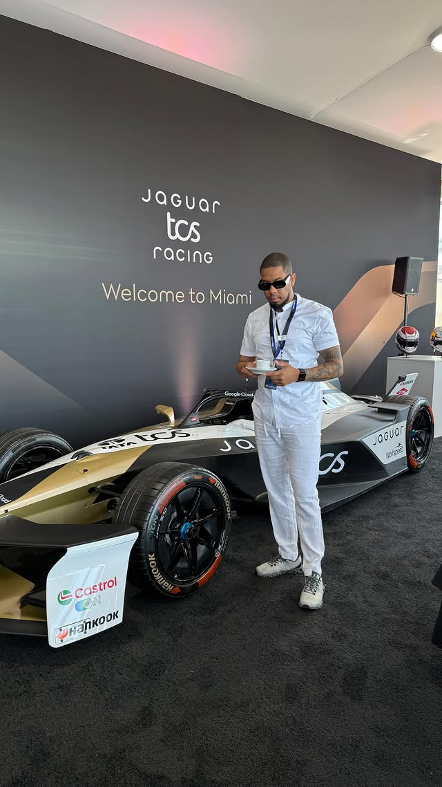 Instagram post by @nestorpool for Jaguar. Caption reads: [...] for a second time the Formula E with....