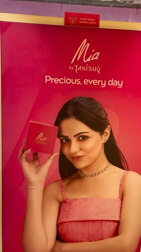 Instagram post by @explorewithsunita for Mia by Tanishq. Caption reads: Sparkle a little brighter this season ✨ Fell in....