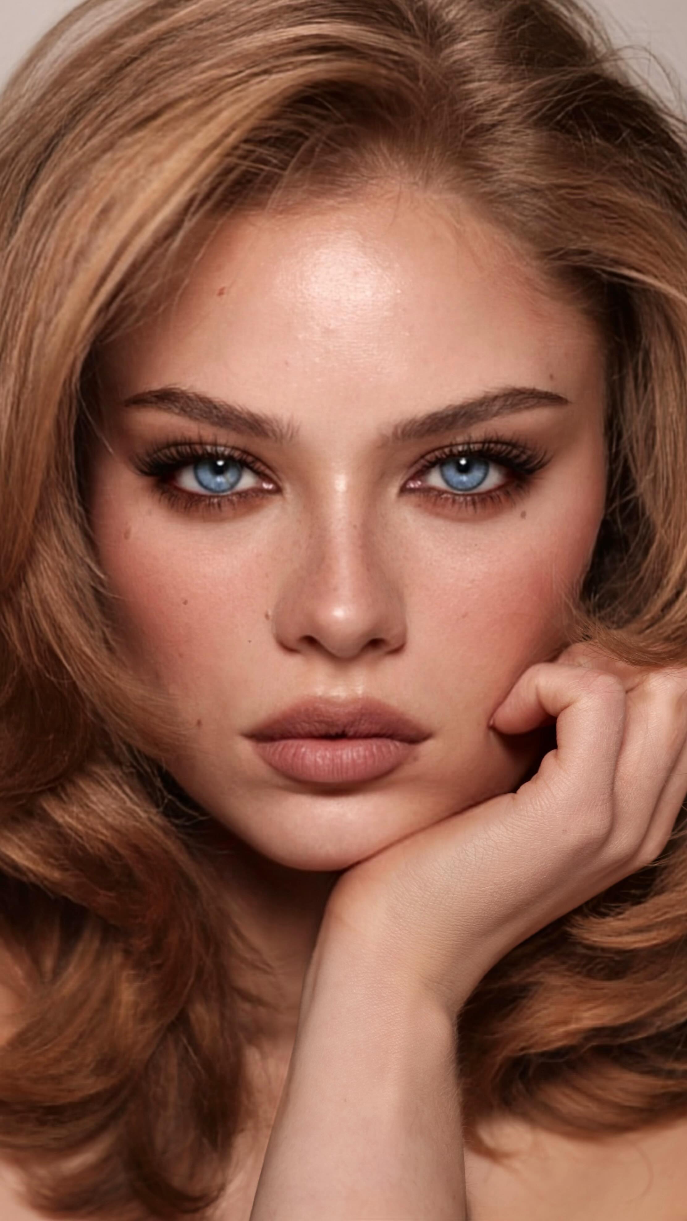 Instagram post by @shari.mua for NABLA Cosmetics. Caption reads: 🏛️ ART OF SKIN ™️ 🏛️ anzelge

Flawless skin....