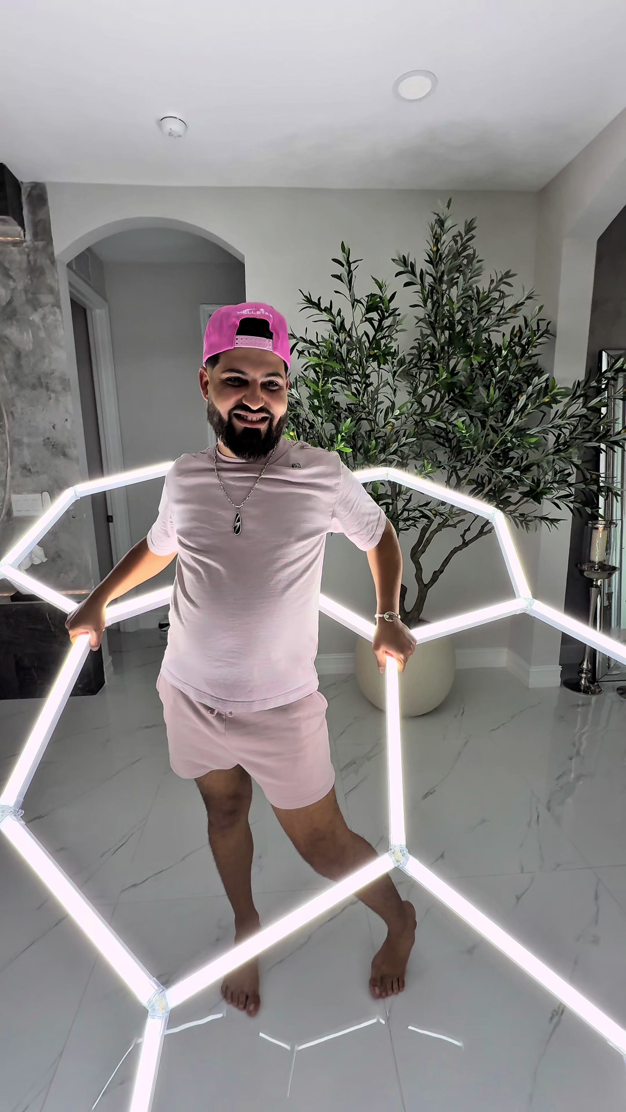 TikTok post by @soyriostar for Hyperlite. Caption reads: #hyperlight @HyperliteOfficial #garagelighting....