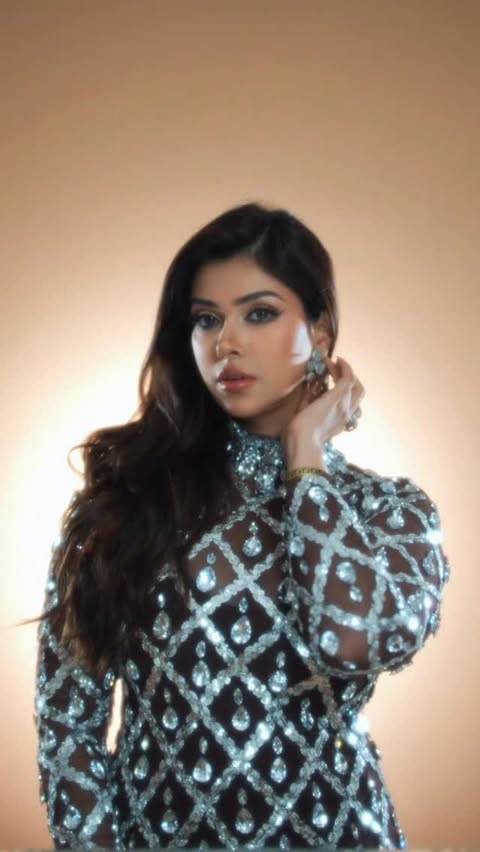 Instagram post by @neelum_nazir for Mew Mews. Caption reads: Tis the time to sparkle! ✨ 

Donning....