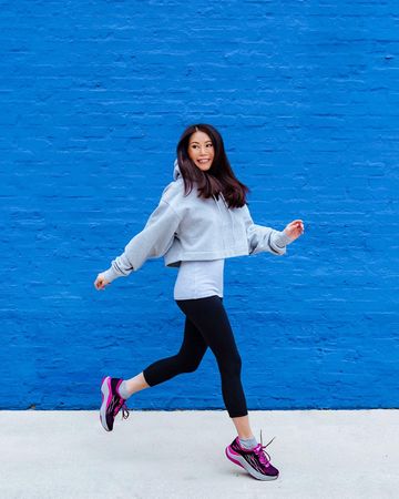 Instagram post by @rclayton for Dansko. Caption reads: [...] the pace 🛍👟 Run, don’t walk, to grab....