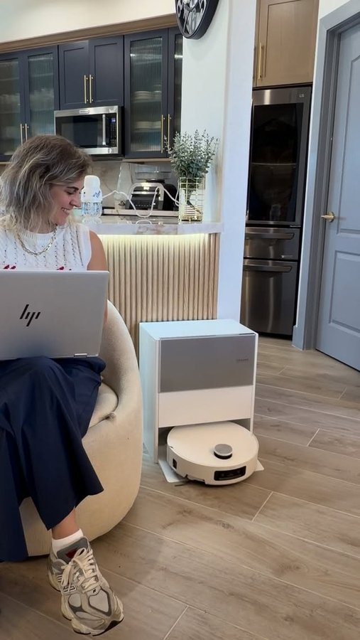 Instagram post by @life.as.eda for Dreame. Caption reads: A clean space just changes how the whole home....