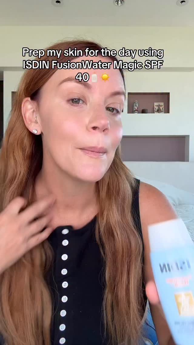 Instagram post by @thegetupmama for ISDIN. Caption reads: Prep my skin for the day using @isdinusa Fusion....