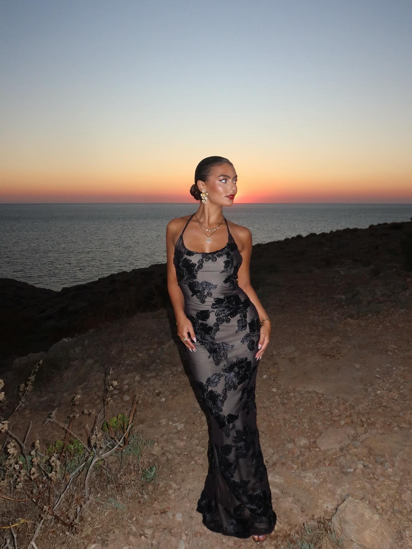 Instagram post by @meganforteclarke for White Fox Boutique. Caption reads: dinner with a view (I am the view) 💋

use....