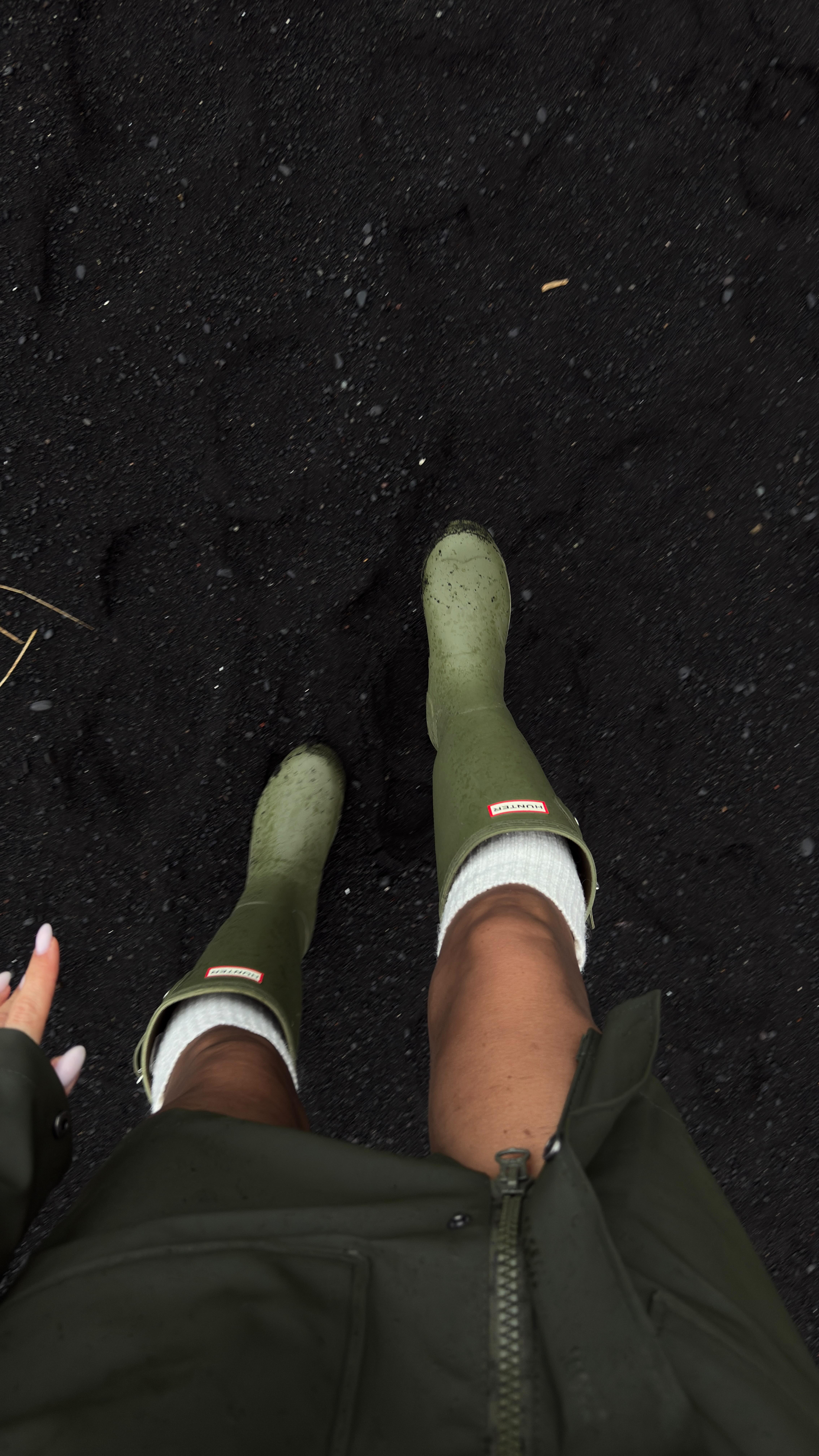 Instagram post by @theresalenaforster for Tourlane. Caption reads: anzeige | Iceland felt like time paused somewhere....