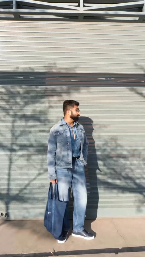 Instagram post by @kinshukwearss for Pepe Jeans London. Caption reads: [...] from @pepejeansindia ❄️✨ . . . .....