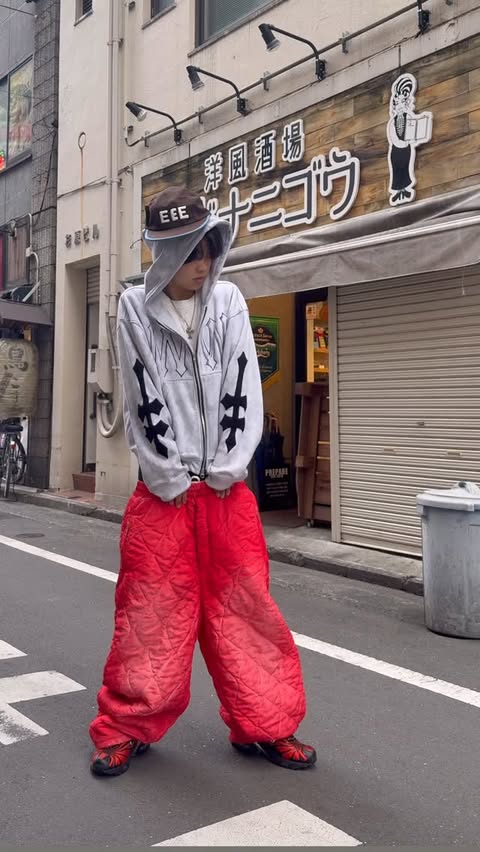 Instagram post by @kabuki_610 for Caviar Products. Caption reads: This way of wearing a cap is apparently....