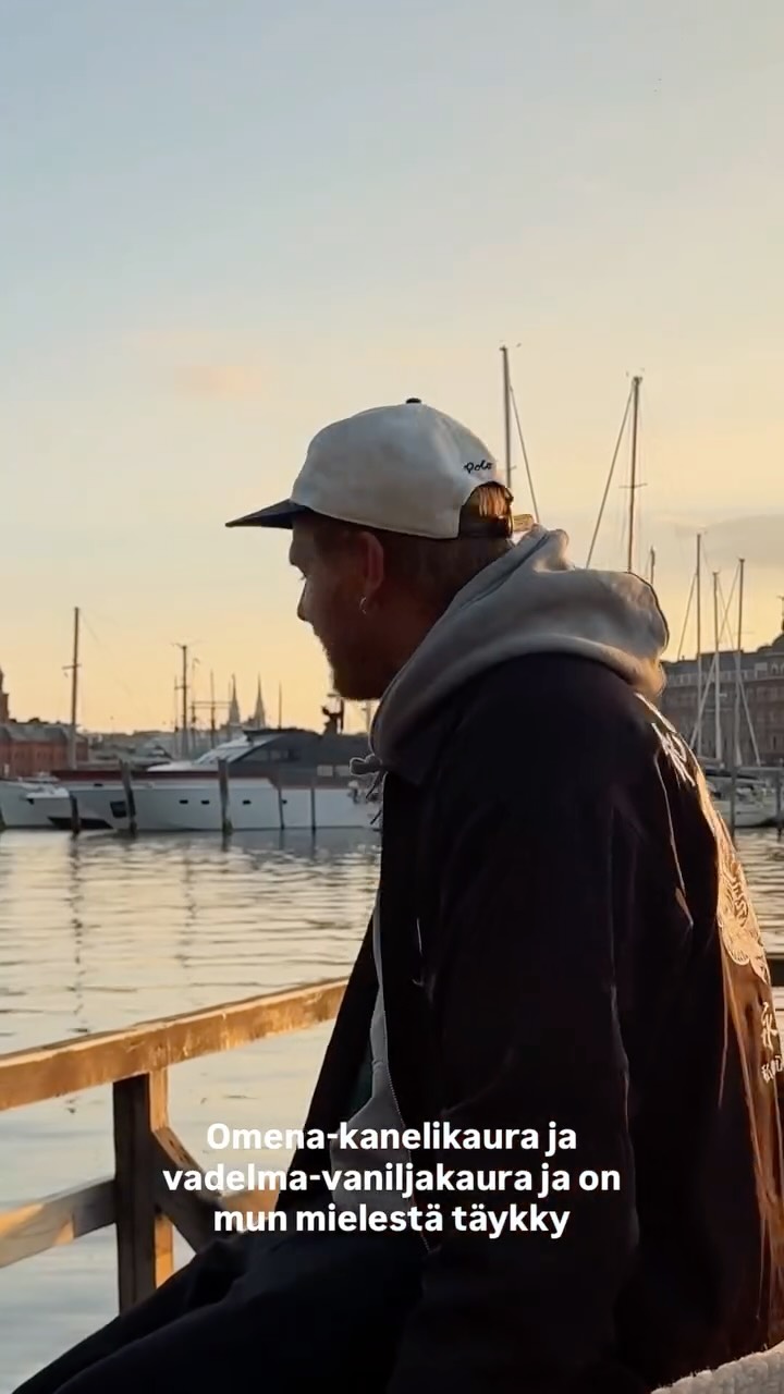 Instagram post by @paulusa for Valio. Caption reads: Mainos @valiofi Balans

Kiireisen arjen keskellä....