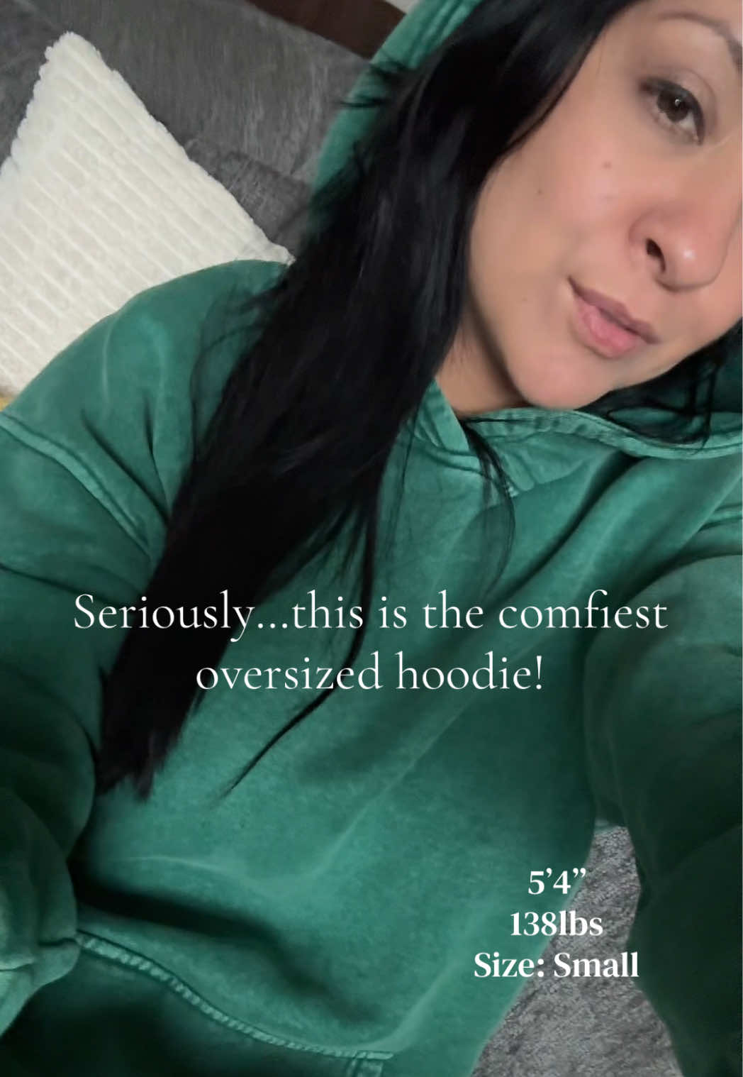 TikTok post by @jenn.ifer.xoxo for Automet. Caption reads: [...] hoodie and obsessed with this color @AUTOMET....