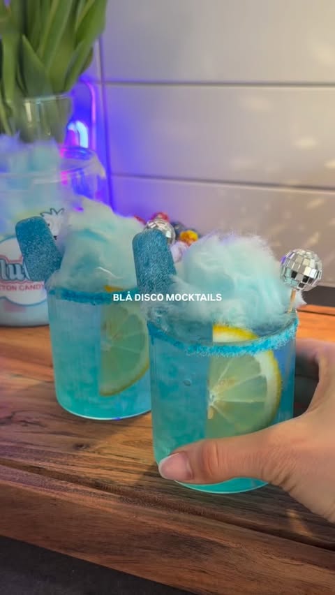 Instagram post by @stromstedtmatilda for Wildmix. Caption reads: REKLAM FÖR WILDMIX Blå disco mocktail till helgen....