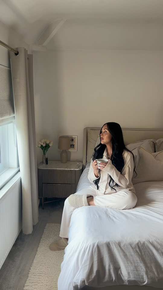 TikTok post by @aimeegardiner570 for Sunde Apparel. Caption reads: Slow days in @sunde.lounge 🤍 the ultimate....