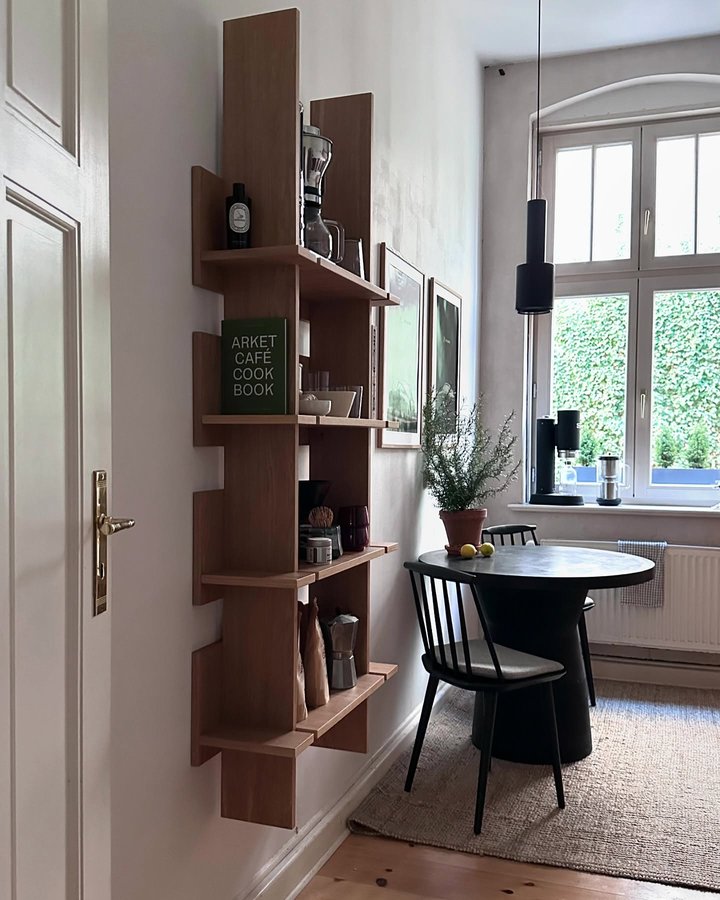 Instagram post by @r.a.u.f.a.s.e.r.b.e.r.l.i.n for aarke. Caption reads: 12 01 25

kitchen moods on a sunday....