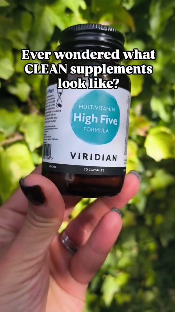 Instagram post by @thetunbridgewellsmummy for Viridian Nutrition. Caption reads: (ad) Ever wondered what CLEAN supplements look....